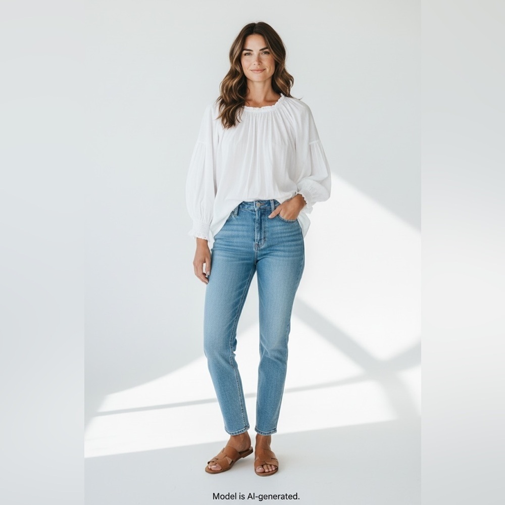 DO+BE White Smocked Neck Peasant Blouse – Size Small